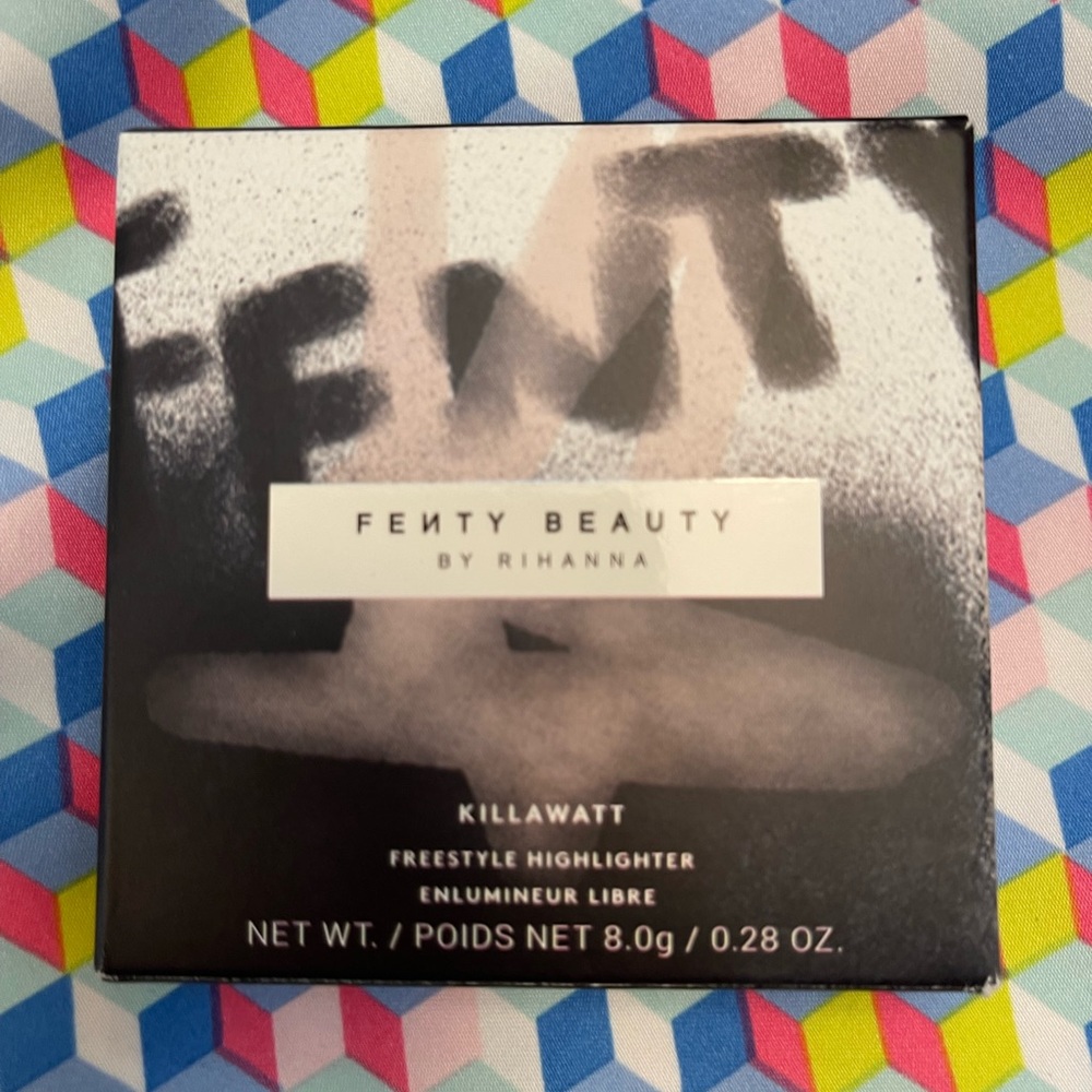 FENTY by Rihanna Kilowatt highlighter in Hustla Baby